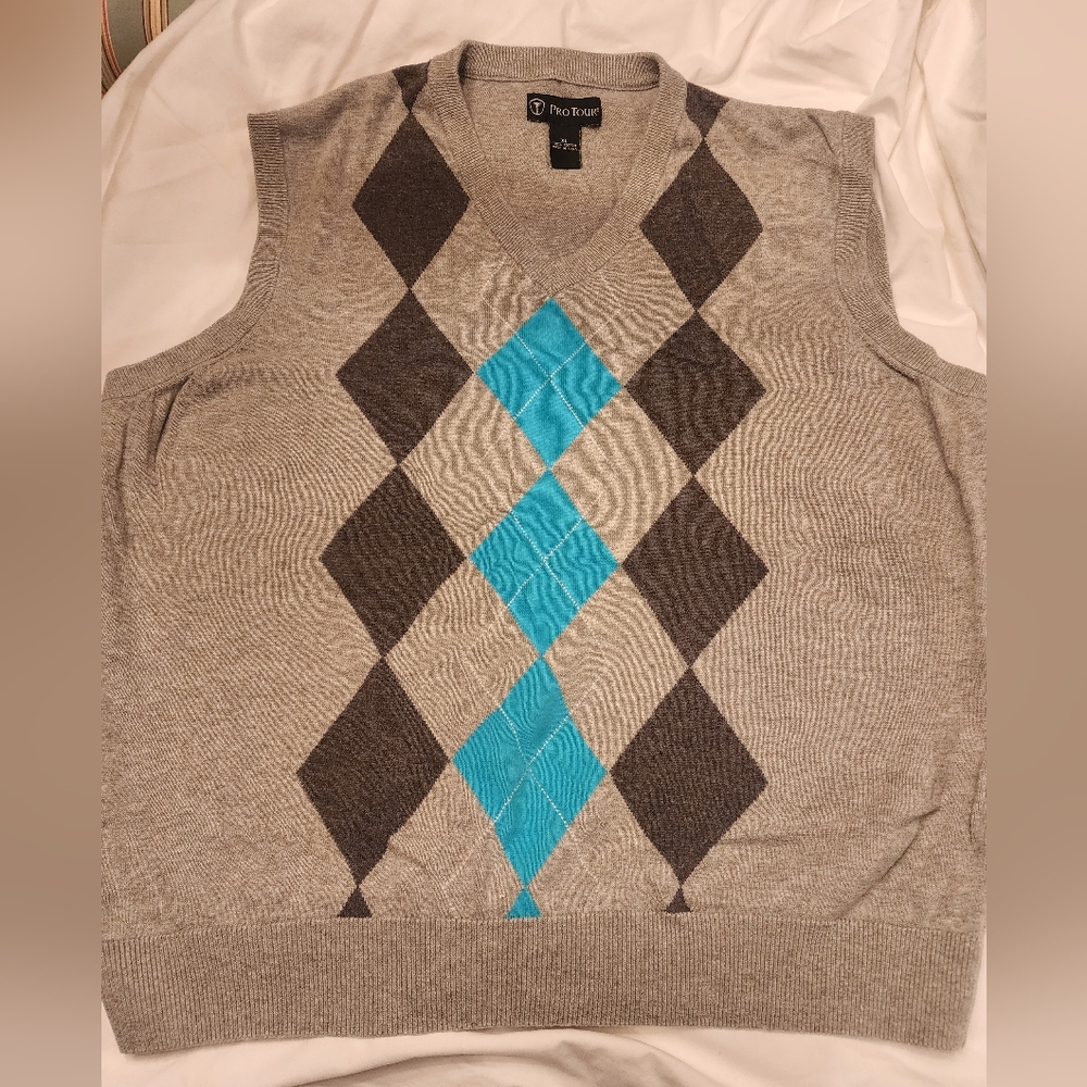 Pro Tour size large golf sweater vest